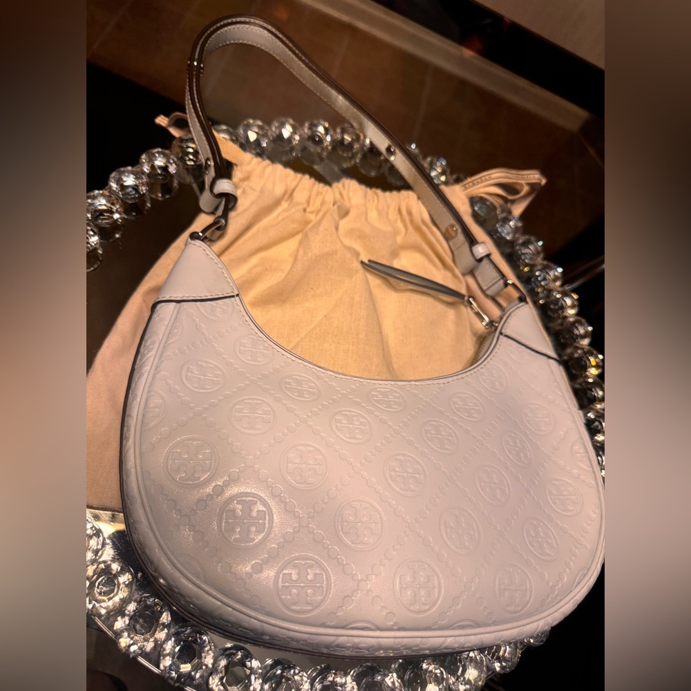 NWOT TORY BURCH T Monogram Leather Crescent Bag In Ice Blue. - Picture 9 of 15